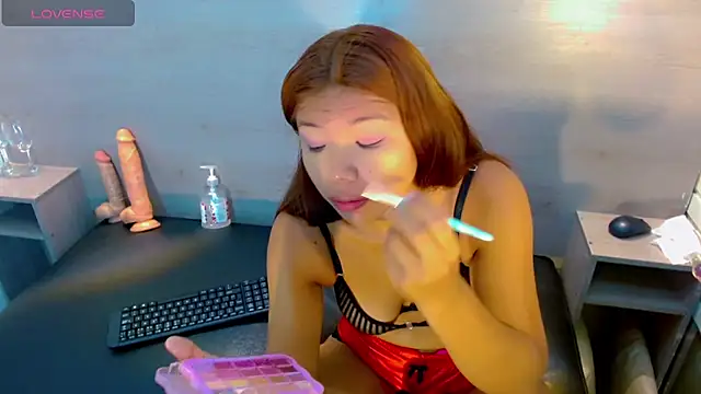 Snapshot of Isalombardi chatting on 9, 2, 2025 Isalombardi online show from 9, 2, 2025