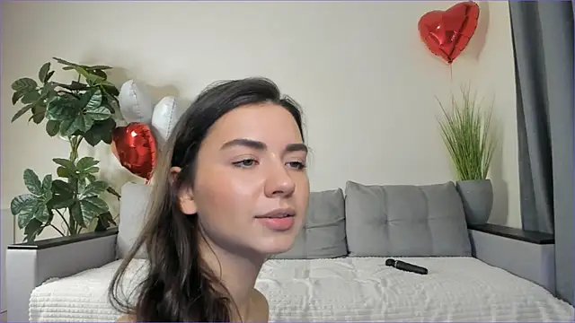 Snapshot of NicoleLuv chatting on 7, 3, 2025 NicoleLuv online show from 7, 3, 2025