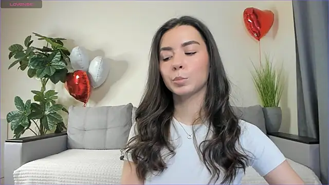 Snapshot of NicoleLuv chatting on 9, 3, 2025 NicoleLuv online show from 9, 3, 2025