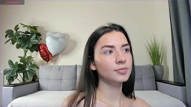 Snapshot of NicoleLuv chatting on 13, 3, 2025 NicoleLuv online show from 13, 3, 2025