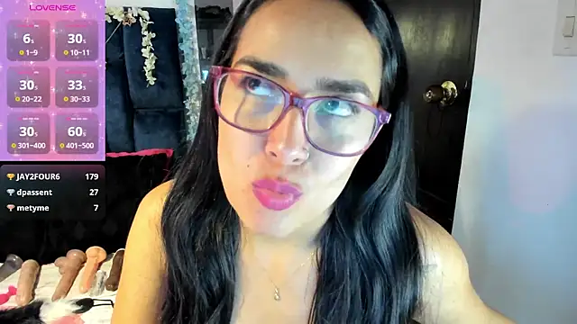Fiorela Ocean  online show from 11, 3, 2025