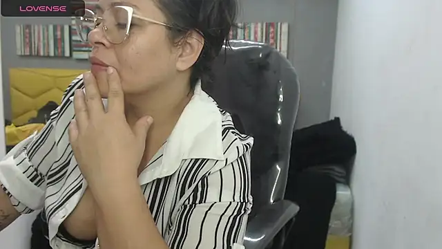 Snapshot of sexy_lady_0 chatting on 26, 1, 2025 sexy lady 0 online show from 26, 1, 2025