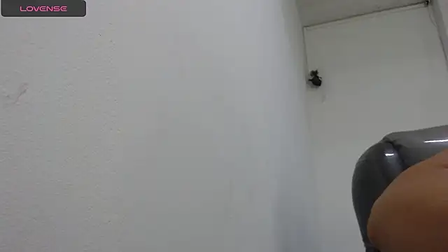 Snapshot of sexy_lady_0 chatting on 19, 2, 2025 sexy lady 0 online show from 19, 2, 2025