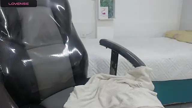 Snapshot of sexy_lady_0 chatting on 26, 2, 2025 sexy lady 0 online show from 26, 2, 2025