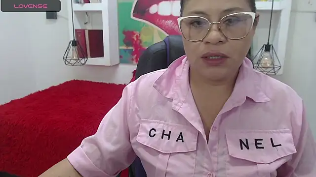 Snapshot of sexy_lady_0 chatting on 10, 10, 2025 sexy lady 0 online show from 10, 10, 2025