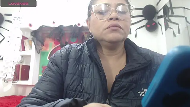 Snapshot of sexy_lady_0 chatting on 21, 10, 2025 sexy lady 0 online show from 21, 10, 2025