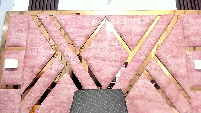 mia alvares online show from 22, 3, 2026