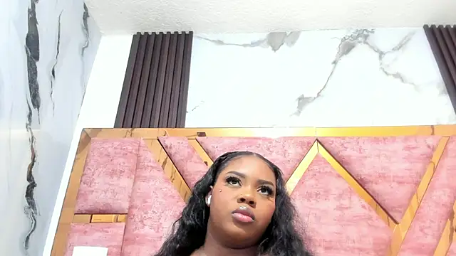 mia alvares online show from 6, 5, 2026