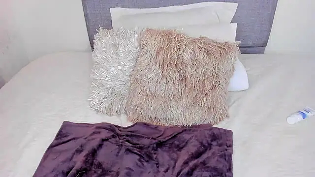 MeganCherryy online show from 5, 12, 2024