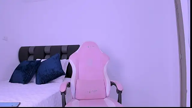 Snapshot of SabaBrown chatting on 6, 3, 2025 SabaBrown online show from 6, 3, 2025