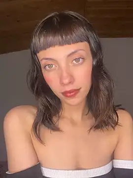 Snapshot of MiaGoth_ chatting on 2, 3, 2025 MiaGoth  online show from 2, 3, 2025