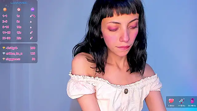 Snapshot of MiaGoth_ chatting on 9, 3, 2025 MiaGoth  online show from 9, 3, 2025