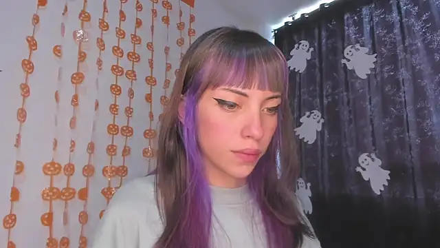 Snapshot of MiaGoth_ chatting on 19, 10, 2025 MiaGoth  online show from 19, 10, 2025