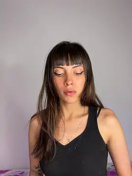 MiaGoth  online show from 15, 5, 2026