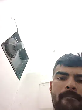 yourboy2000   online show from 5, 4, 2026