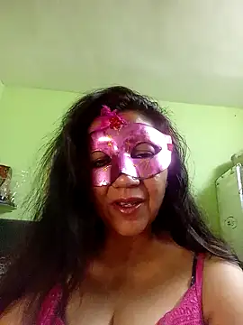 Snapshot of DesiMuffin chatting on 9, 2, 2025 DesiMuffin online show from 9, 2, 2025