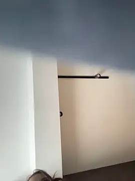 BelleSkye online show from 20, 3, 2025