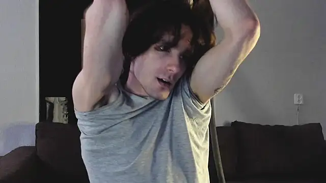 Snapshot of misterhult chatting on 2, 12, 2024 misterhult online show from 2, 12, 2024