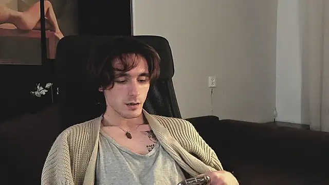 Snapshot of misterhult chatting on 2, 12, 2024 misterhult online show from 2, 12, 2024