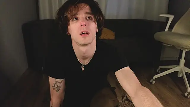 Snapshot of misterhult chatting on 20, 12, 2024 misterhult online show from 20, 12, 2024