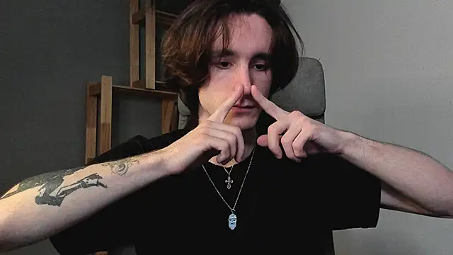 Snapshot of misterhult chatting on 6, 2, 2025 misterhult online show from 6, 2, 2025