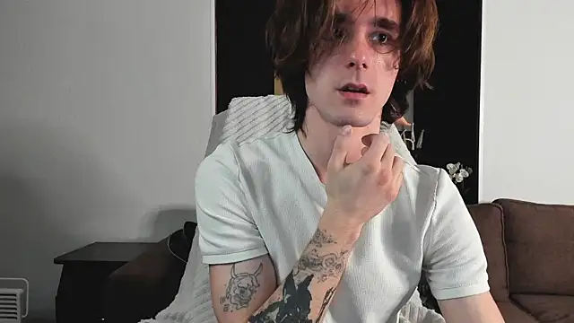 Snapshot of misterhult chatting on 14, 2, 2025 misterhult online show from 14, 2, 2025