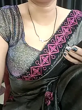 Snapshot of kaamuk_shweta chatting on 1, 2, 2025 kaamuk shweta online show from 1, 2, 2025