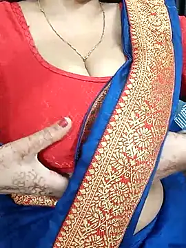 Snapshot of kaamuk_shweta chatting on 1, 3, 2025 kaamuk shweta online show from 1, 3, 2025