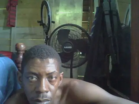 Snapshot of PELOVER chatting on 8, 9, 2025 PELOVER online show from 8, 9, 2025