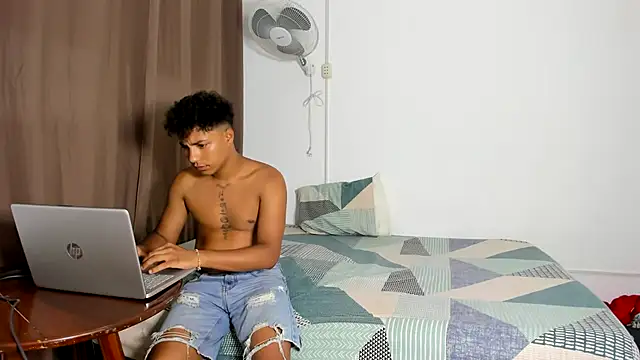Snapshot of jonmaykolrose chatting on 30, 12, 2024 jonmaykolrose online show from 30, 12, 2024