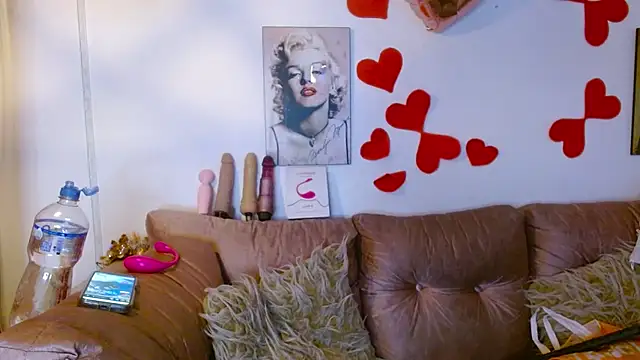 hinataleecs online show from 22, 3, 2025