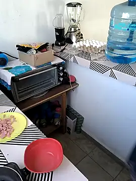 EmpaticBolillo online show from 8, 11, 2025