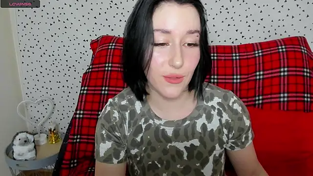 Snapshot of adell_berry chatting on 13, 2, 2025 adell berry online show from 13, 2, 2025