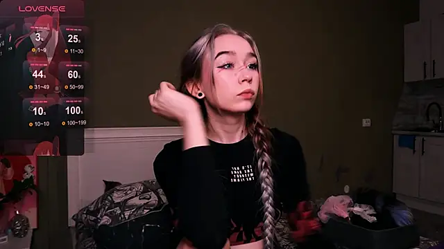 Snapshot of Kimiko__ chatting on 25, 10, 2025 Kimiko online show from 25, 10, 2025