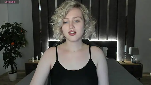 Sarah Soul  online show from 16, 12, 2024