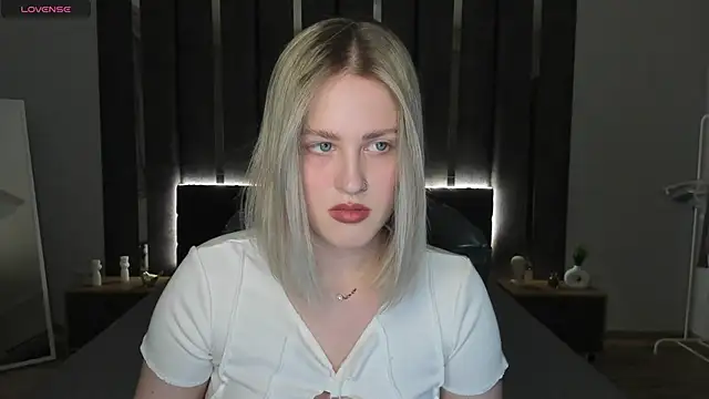  Sarah Soul  online show from 5, 2, 2025