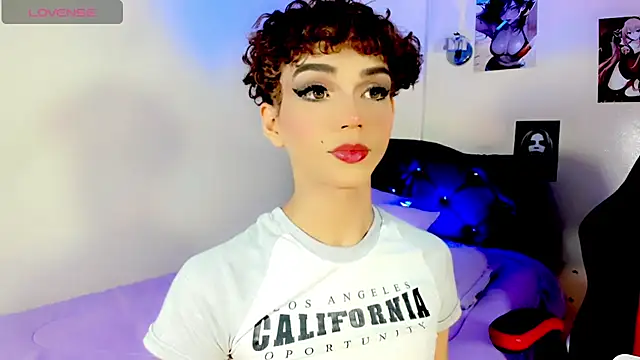 Snapshot of Elissa_taylor_ chatting on 14, 11, 2025 Elissa taylor online show from 14, 11, 2025