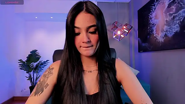 Tifanny Jhoson online show from 12, 9, 2025