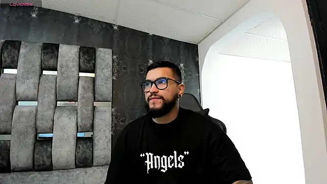 Chrys Harris01 online show from 31, 12, 2024