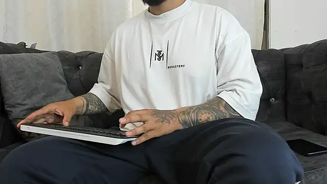 Chrys Harris01 online show from 25, 1, 2025