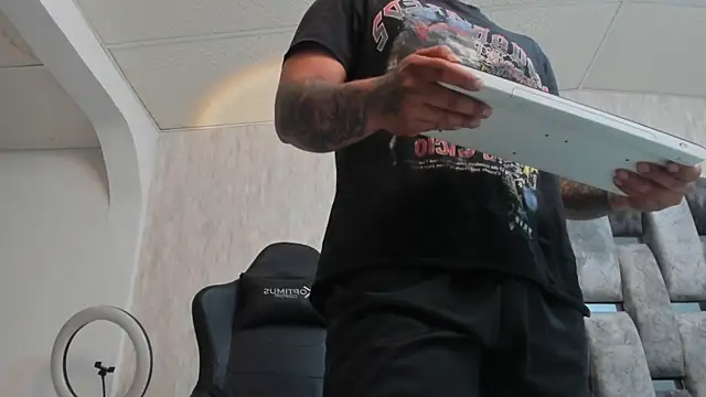 Chrys Harris01 online show from 19, 2, 2025