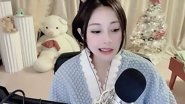 Daisy-77 online show from 13, 12, 2024