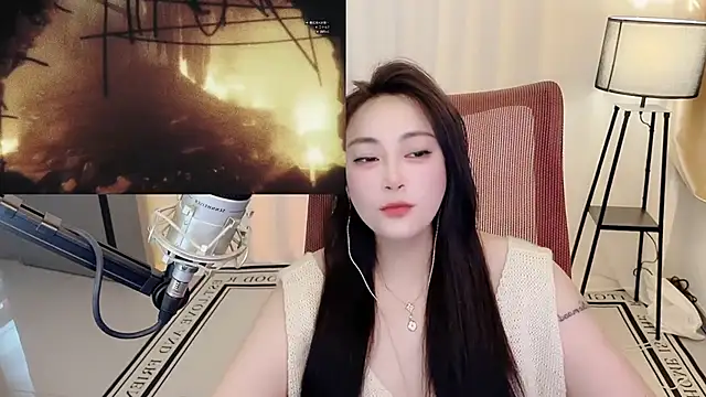 Daisy-77 online show from 26, 6, 2026