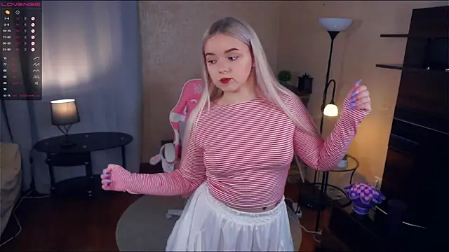 ZaraCreedon online show from 5, 2, 2025