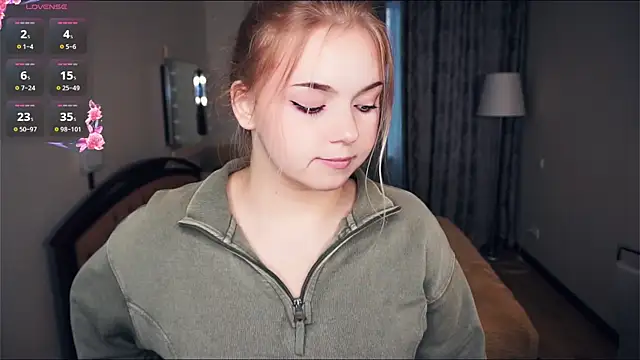 ZaraCreedon online show from 26, 9, 2025