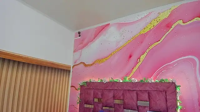 Daisy  rose online show from 3, 3, 2026