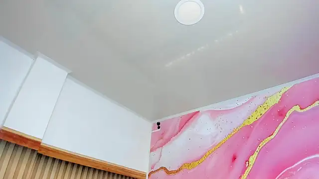 Daisy  rose online show from 15, 5, 2026