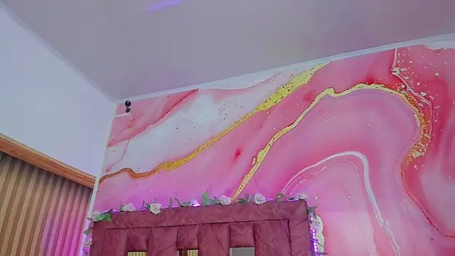 Daisy  rose online show from 27, 5, 2026