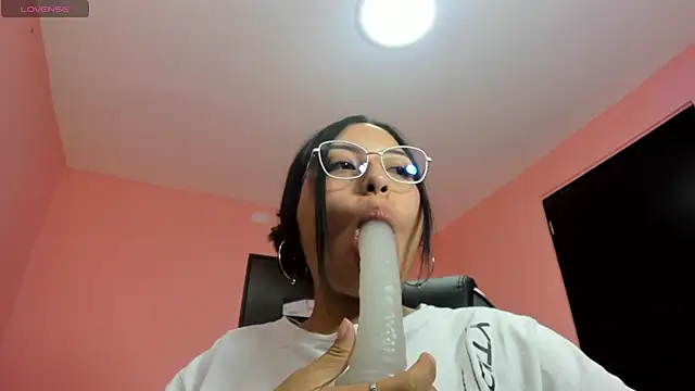 Snapshot of AlanaPetterson chatting on 19, 12, 2024 AlanaPetterson online show from 19, 12, 2024