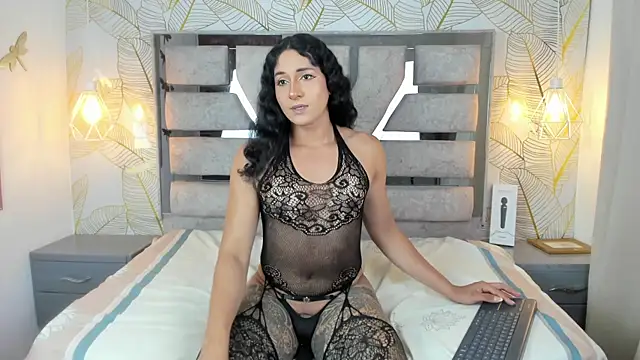 Snapshot of Alison_Chan_ chatting on 21, 4, 2026 Alison Chan online show from 21, 4, 2026